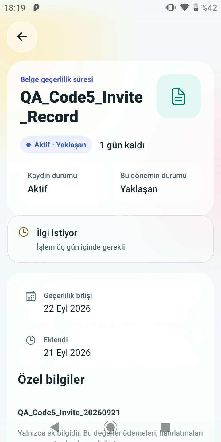 Turkish record screen showing an expiry date and approaching status